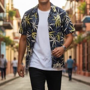 Tommy Bahama palm print Hawaiian button down shirt l